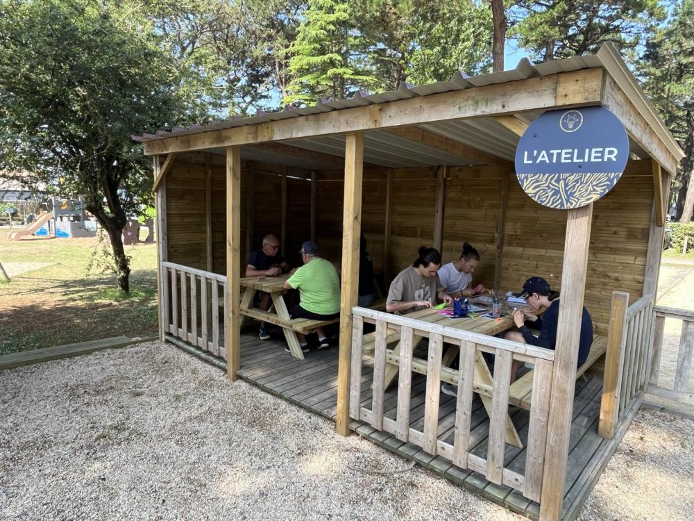 atelier-cr-uylo6z.jpg