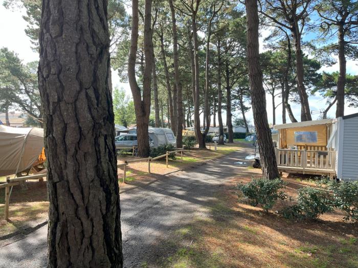logements du camping ushua�a villages l'estuaire